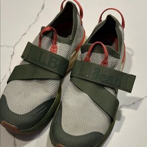 LL Bean Dirigo Sneaket Slip On W’s 9M